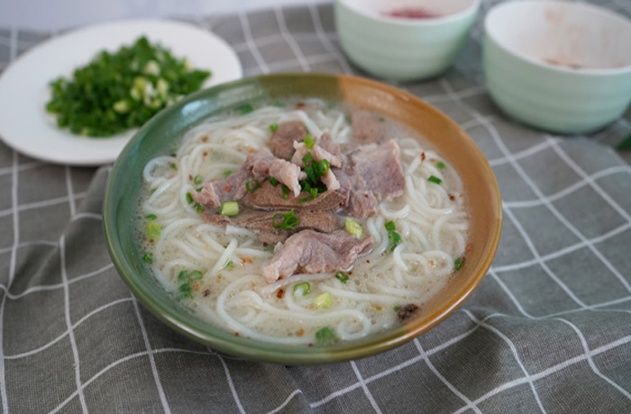 北林原味汤粉王培训
